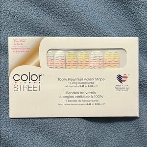 Color Street Rainbow Press-On Nail Strips